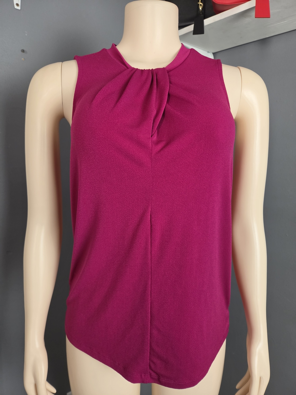 Sleeveless Fuchsia Twist-Neck Tank Top